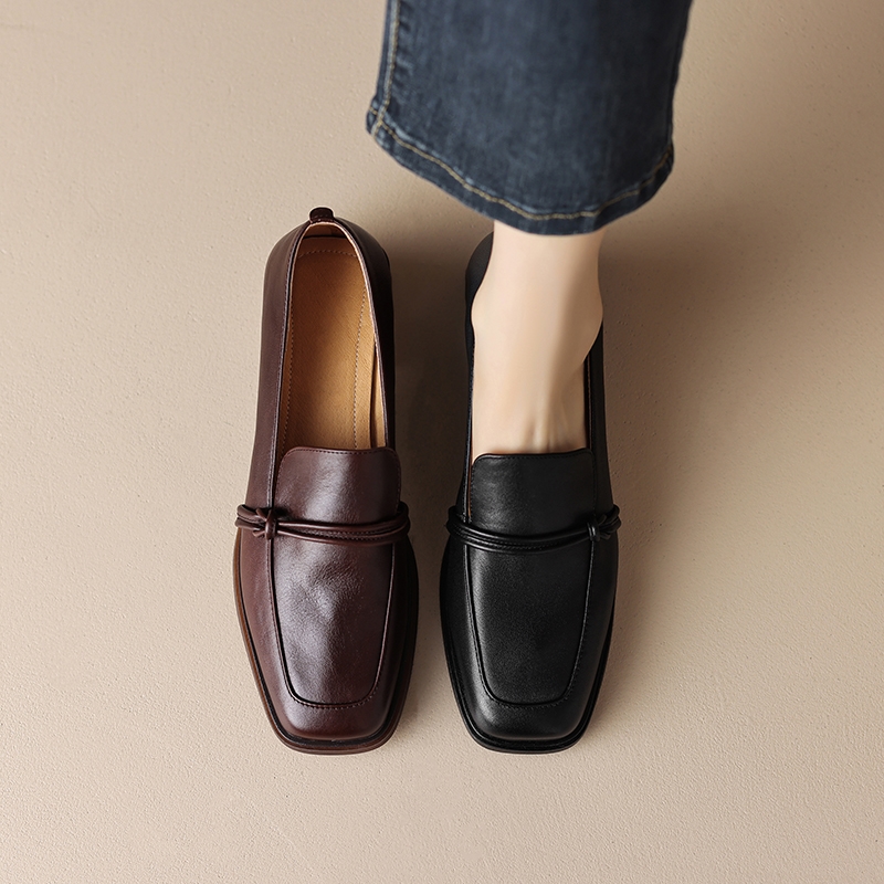 Lightweight Retro British Style Genuine Leather Square-Toe Loafers for Women - Chic Small Leather Flats