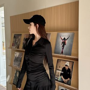 Lightweight Sporty Slim Waist Pleated A-Line Dress for Women, Spring Polo Collar Long Sleeve Style, Casual Chic Look