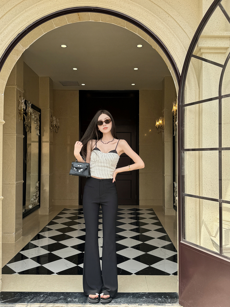 Lightweight Summer High-Waisted One-Button Slim-Fit Stretchy Floor-Length Flared Pants Lightweight Summer High-Waisted One-Button Slim-Fit Stretchy Floor-Length Flared Pants