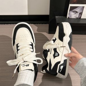 Lightweight Women's White Canvas Sneakers - Breathable Mesh Sports Shoes for Summer - Versatile Casual Footwear