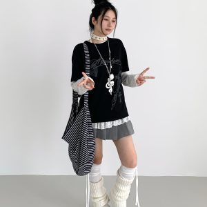 Loose Casual Black and White Short Sleeve T-Shirt with Text Print - Round Neck, Trendy Street Style, Everyday Essential