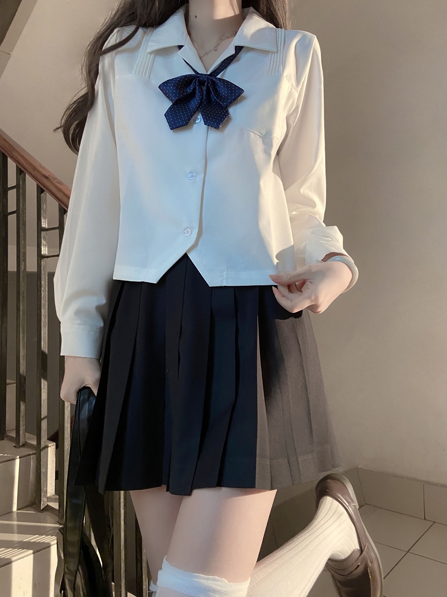 Loose Fit White Short and Long Sleeve JK Shirt - Versatile College Style Top for Women - Spring and Autumn Wardrobe Essential Loose Fit White Short and Long Sleeve JK Shirt - Versatile College Style Top for Women - Spring and Autumn Wardrobe Essential