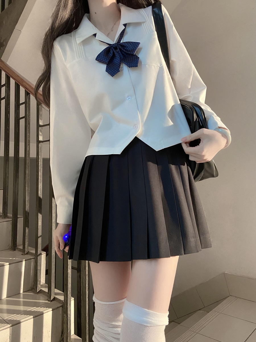 Loose Fit White Short and Long Sleeve JK Shirt - Versatile College Style Top for Women - Spring and Autumn Wardrobe Essential Loose Fit White Short and Long Sleeve JK Shirt - Versatile College Style Top for Women - Spring and Autumn Wardrobe Essential