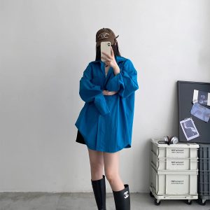 Loose-Fitting Oversized Shirt in Pink and Blue - Flattering High-End Relaxed Fit for Spring and Autumn Fashion