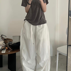 Loose Wide-Leg White Cargo Pants for Women - American Hip-Hop Style Jazz Dance Casual Sports Trousers with Slimming Drape