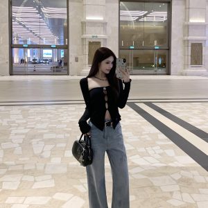 Luna Lona Ice Silk Knitted Women's Short Cardigan with Lace Trim - Lightweight, Elegant Layering for Spring and Summer