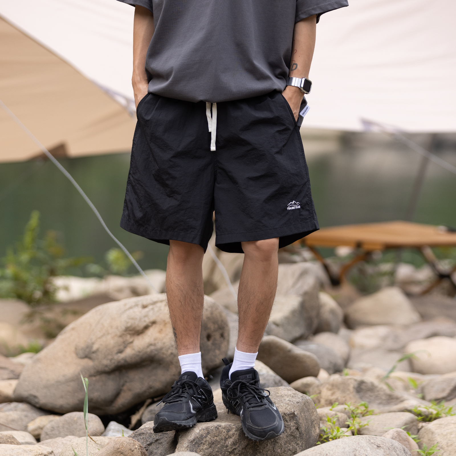 Men's and Women's Summer Outdoor Quick-Dry Breathable Sports Shorts - Solid Color Loose Fit Lightweight Beach Five-Point Pants