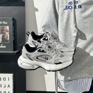 Men's Breathable Mesh Dad Shoes - Versatile Soft-Soled Sports Casual Footwear for Summer 2025