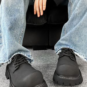 Men's British Retro Round-Toe Derby Shoes - Cleanfit Brown Leather, Thick Sole, Height-Increasing Mickey Design, Trendy Work Style