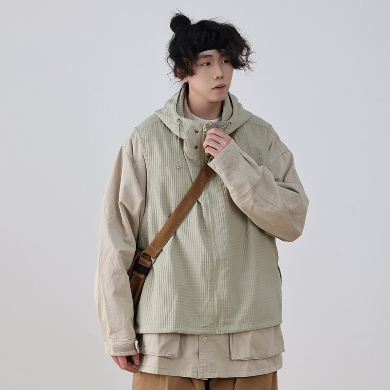 Men's Japanese Spring Hooded Vest - Loose Sleeveless Jacket for City Boy Outdoor Style Men's Japanese Spring Hooded Vest - Loose Sleeveless Jacket for City Boy Outdoor Style