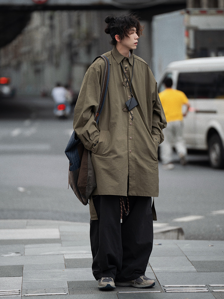 Men's Japanese Style Herringbone Bamboo Blend Shirt Jacket - Loose Windproof Coat for Spring and Autumn Fashion Men's Japanese Style Herringbone Bamboo Blend Shirt Jacket - Loose Windproof Coat for Spring and Autumn Fashion