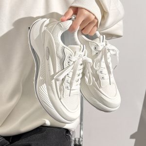 Men's Korean Style Casual Sports Shoes - Versatile Soft-Soled White Sneakers for Spring - Trendy Niche Footwear