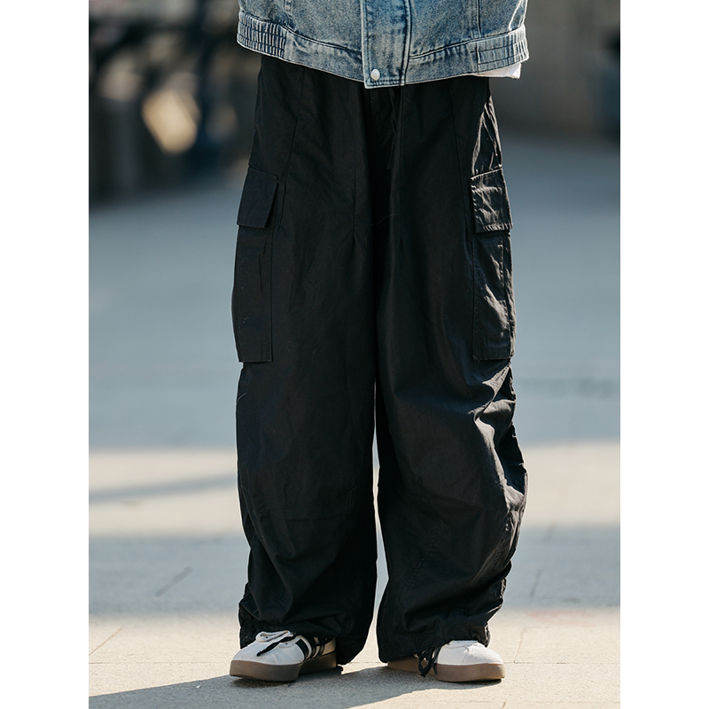 Men's Military Cargo Pants with Closed Pleated Design and Multiple Pockets - Tapered Casual Long Pants