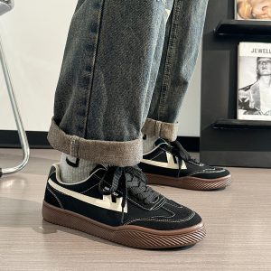 Men's Retro Black Canvas Sneakers - Summer Minimalist Soft-Soled Commuting Shoes, Stylish Breathable Design