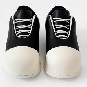 Mickey Mouse Big Head Canvas Shoes for Men and Women, Round Toe Cute Thick-Soled Sports Dad Shoes, Trendy Bread Shell Design