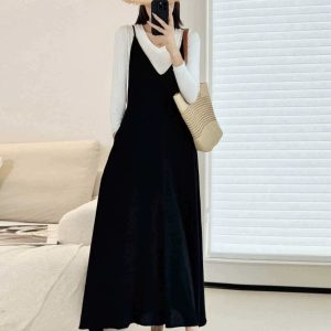 Mid-Length Cotton-Linen Swing Dress with Adjustable Straps, Black V-Neck Pocket Design, Versatile Japanese-Style Beach Fashion
