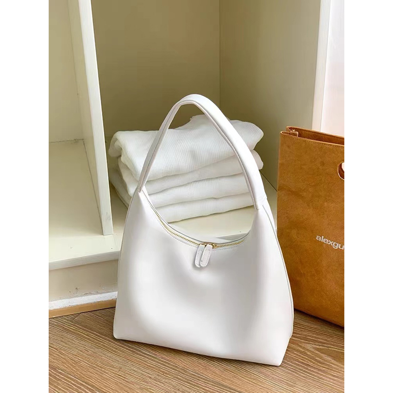 Milk Tea Color Minimalist Dumpling Bag - Soft Leather Retro Shoulder Underarm Bag in Korean Style for Versatile Everyday Use