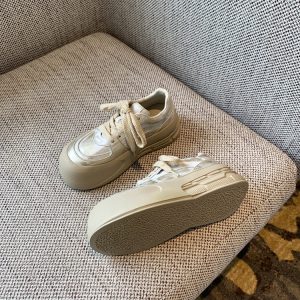 Milk Tea Color Round Toe Women's Casual Sneakers - Thick-Soled Height-Increasing Sports Shoes for Outdoor Style 2025