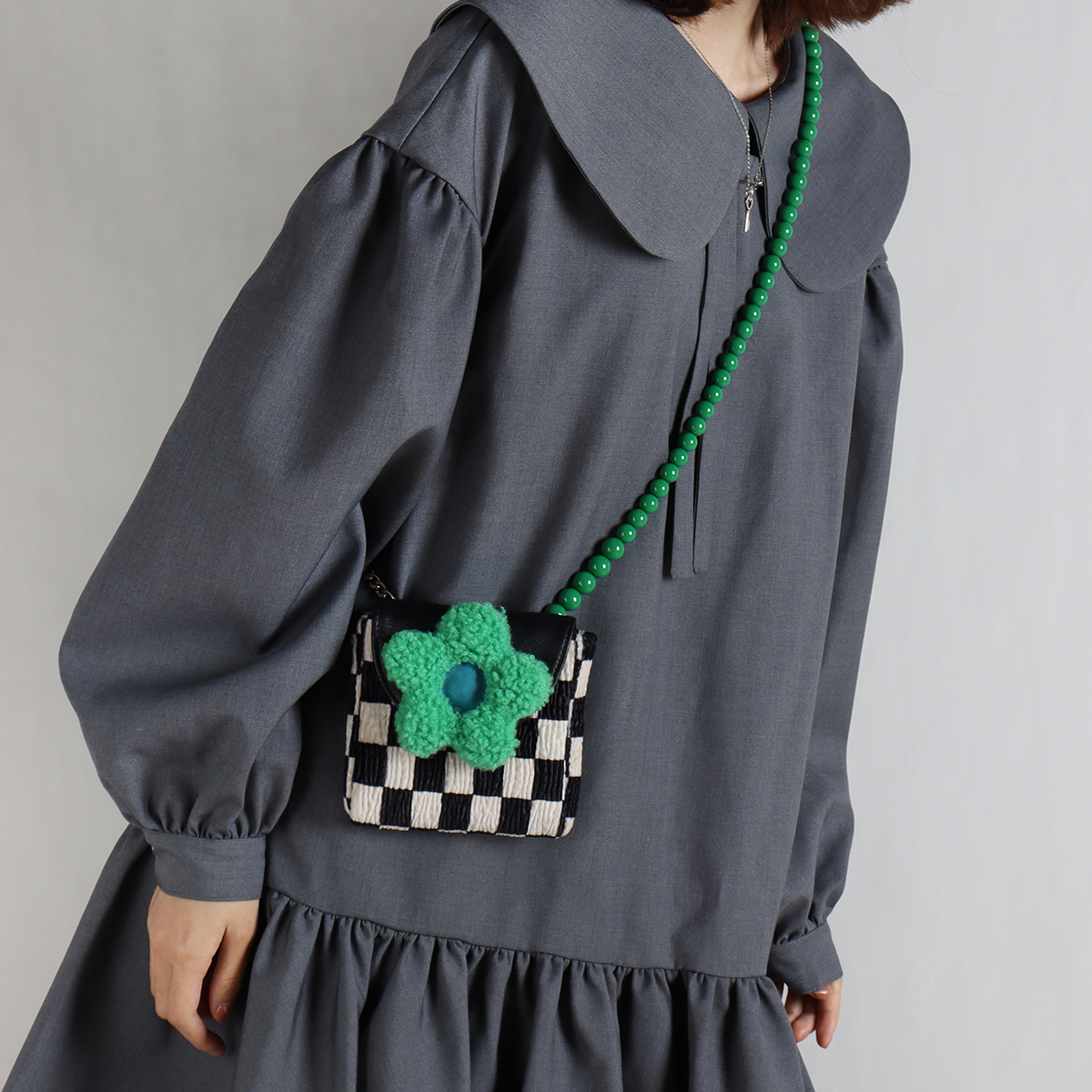 Mini Cute Checkered Floral Crossbody Phone Bag for Women - Spring/Summer Fashion, Trendy Niche Design