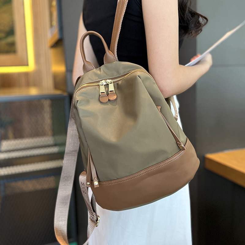 Minimalist Oxford Cloth Backpack for Women - Lightweight, Versatile, Dirt-Resistant, Perfect for Commuting and Travel