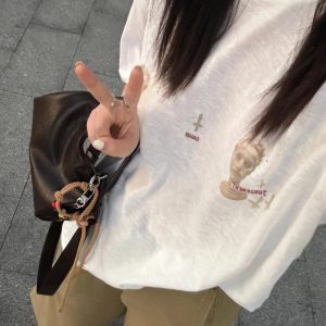 Minimalist Retro Image Printed Sun Protection Cover-Up Loose Casual Short-Sleeve T-Shirt for Women - Korean Style