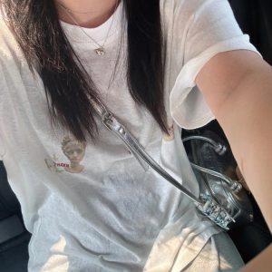 Minimalist Retro Image Printed Sun Protection Cover-Up Loose Casual Short-Sleeve T-Shirt for Women - Korean Style