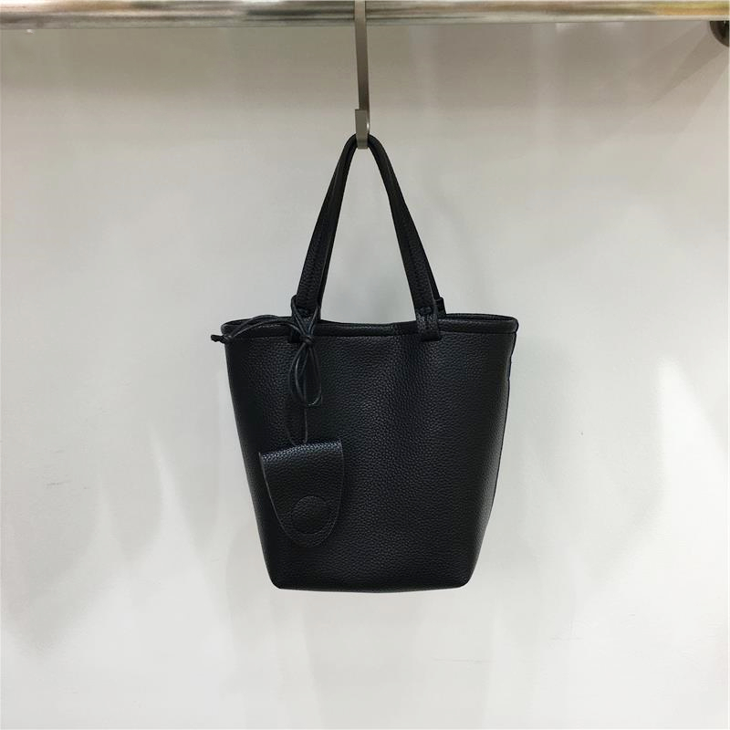 Minimalist Versatile Bucket Bag in Lychee Texture - Small Dirty Cabinet Niche Shoulder Crossbody Handbag for Everyday Use