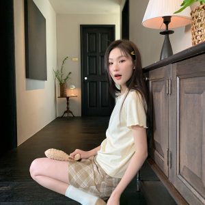 Minimalist Wave Edge Short Sleeve T-shirt for Women - Summer 2025 Solid Color Loose Fit Unique Top