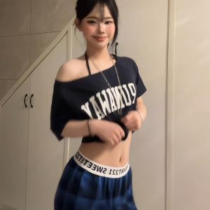 Navy Blue Off-Shoulder T-Shirt for Women, American Retro Summer Letter Print, Sexy Short Sleeves, Loose Slimming Style