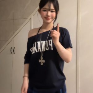 Navy Blue Off-Shoulder T-Shirt for Women, American Retro Summer Letter Print, Sexy Short Sleeves, Loose Slimming Style