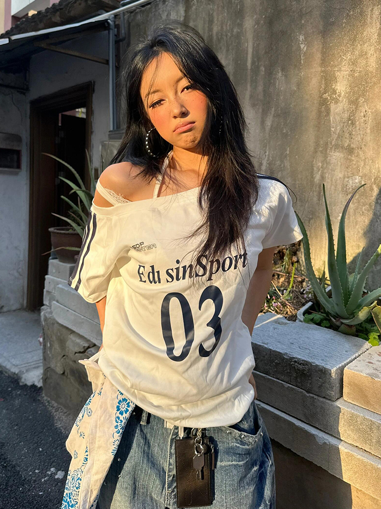 Off-Shoulder Color-Blocking T-Shirt for Women - Spicy Girl Summer Top with Letter Print and Woven Strap, Y2K Loose Fit Style Off-Shoulder Color-Blocking T-Shirt for Women - Spicy Girl Summer Top with Letter Print and Woven Strap, Y2K Loose Fit Style