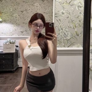 Off-Shoulder Knitted Tank Top for Women, Sexy Strapless Design, Luna Lona Style, Y2K Fashion, Trendy Summer Wear