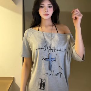 Off-Shoulder Letter Print T-Shirt for Women - Casual Loose Fit Summer Top, American Style, Slimming One-Shoulder Design