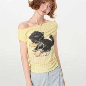 Off-Shoulder Retro Printed T-Shirt for Women, Drop Shoulder, Waist-Cinching, Slimming Summer Top, Y2K Style