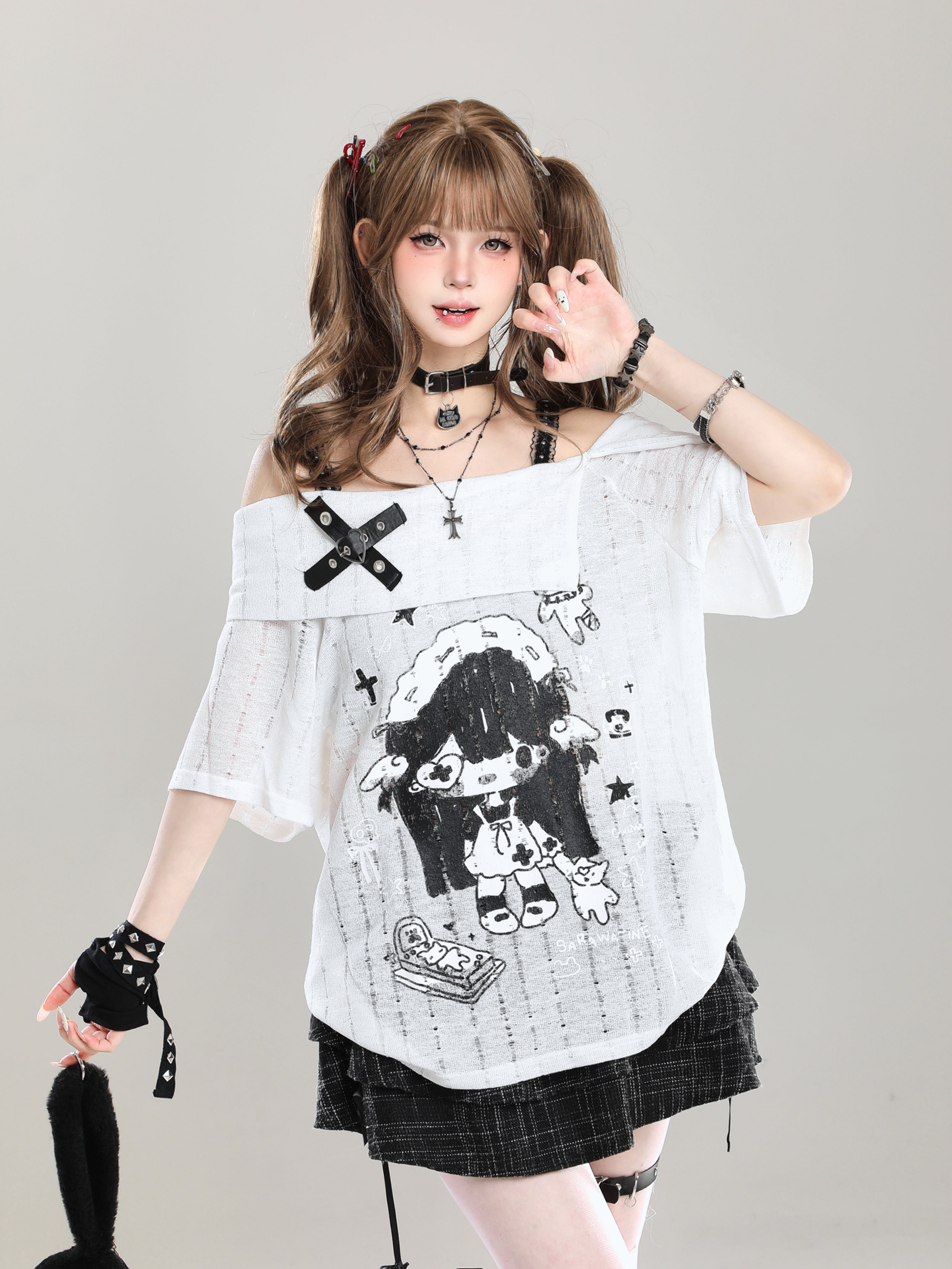 Off-Shoulder Spicy Girl Cartoon Camisole T-Shirt Cover-Up for Women, Y2K Summer Subculture Style Top Off-Shoulder Spicy Girl Cartoon Camisole T-Shirt Cover-Up for Women, Y2K Summer Subculture Style Top