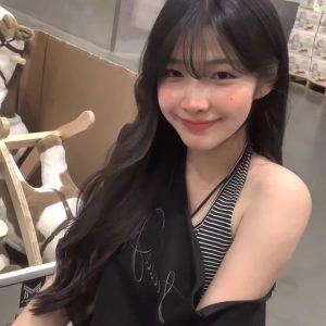 Off-Shoulder Spicy Girl T-Shirt for Women, Summer Slim-Fit Hanging Neck Tank Top, American Style Lazy Chic Top