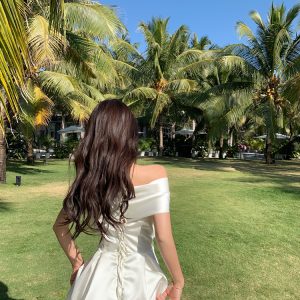 Off-the-Shoulder White Fairy Dress for Women, French-Style Strapless Long Skirt with Bow, Perfect for Everyday Wear and Photos