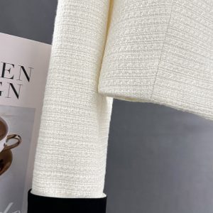 Off-White Color-Blocking French Chic Blazer for Women - 2025 Spring Autumn Short Suit, Stylish Workwear & Casual Fashion