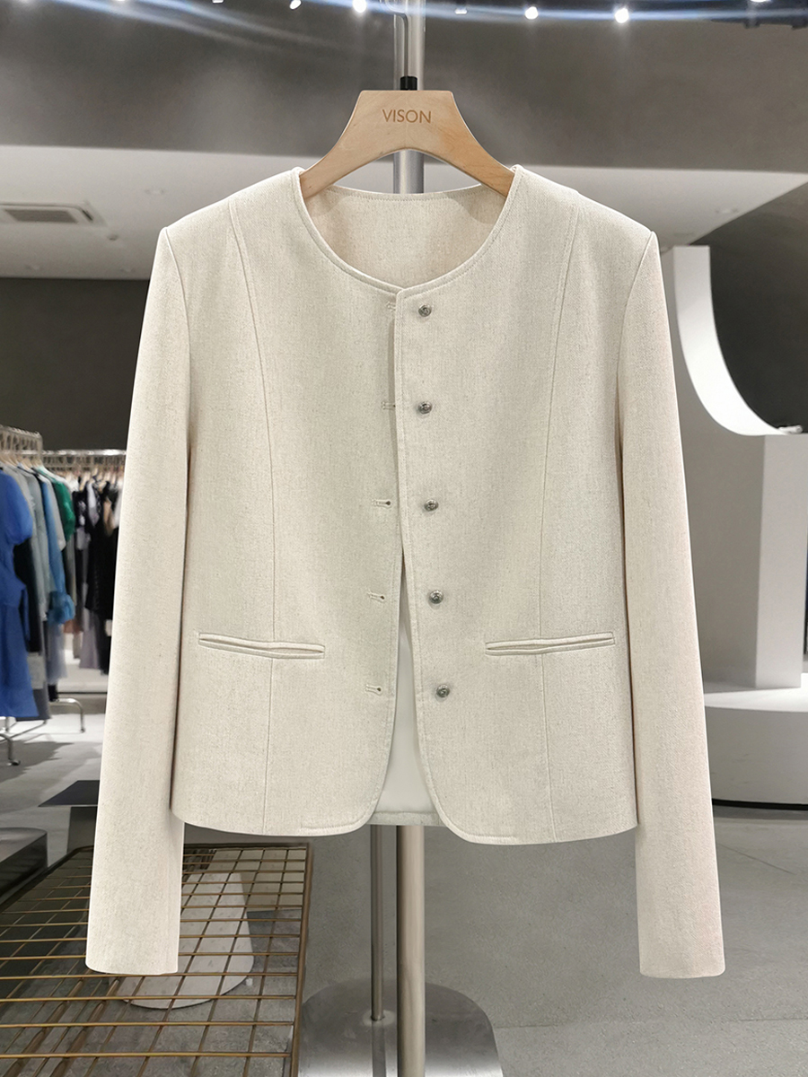 Off-White French Style Elegant Short Coat for Women - High-End Korean Design, Simple Spring Autumn Fashion 2025 Off-White French Style Elegant Short Coat for Women - High-End Korean Design, Simple Spring Autumn Fashion 2025