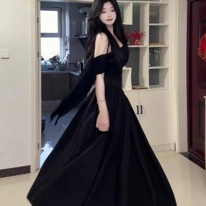 One-Shoulder Black Dress with Flowing Ribbon Big Skirt - Elegant Summer Slim Fit Hepburn Style for Women