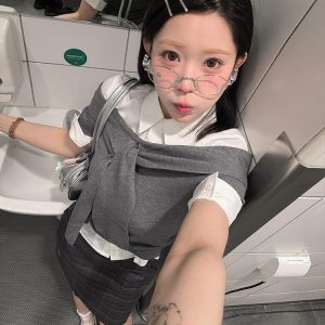 One-Shoulder Short Sleeve Knitted Top for Women - Trendy Gray Summer T-Shirt, Slim Fit, Hot Girl Style, Y2K Fashion