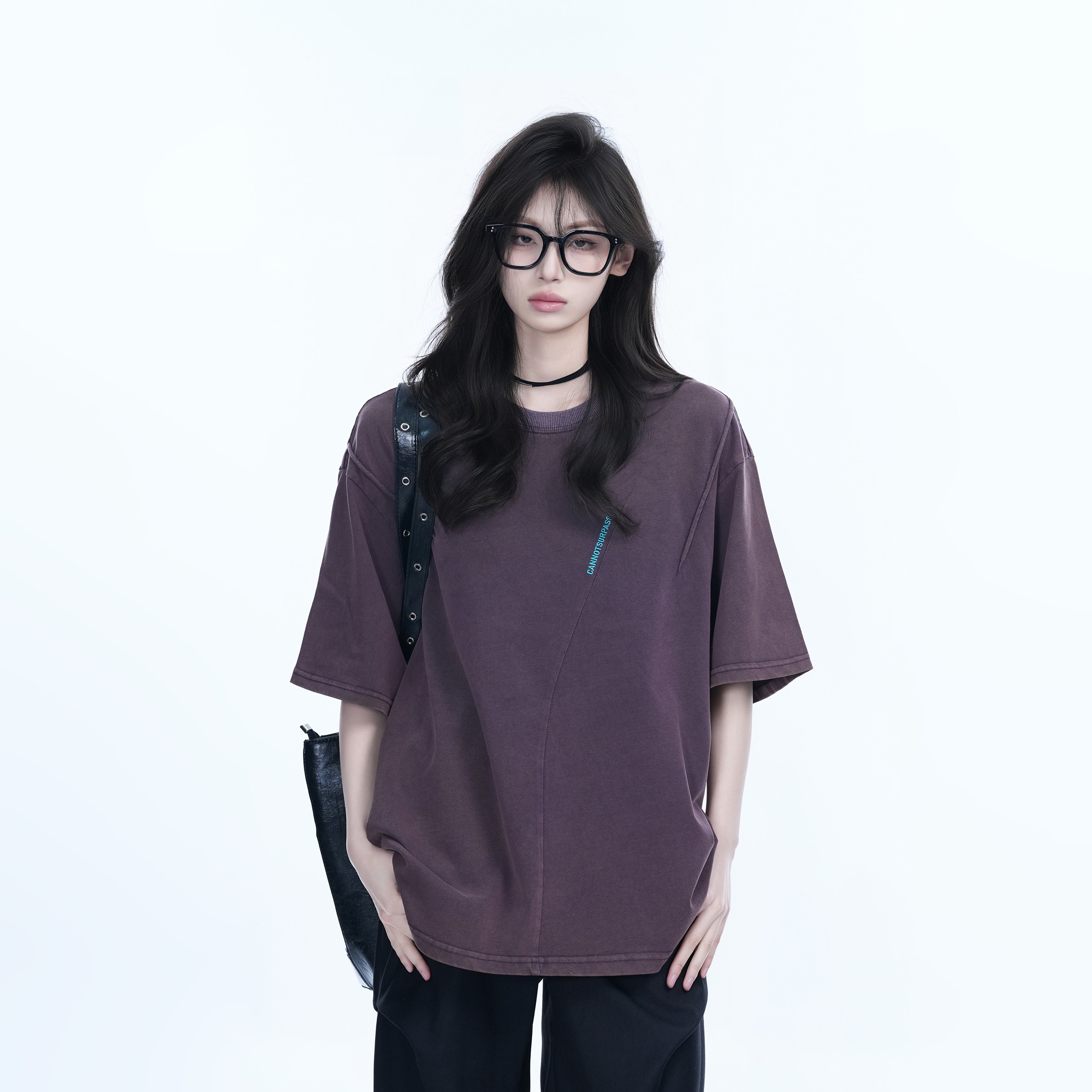 Oversized American Retro Style Short Sleeve T-Shirt for Women - "Sit and Eat Until the Mountains Are Empty" Vintage-Inspired Design