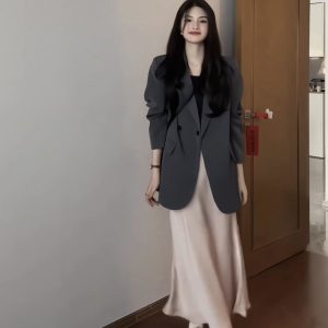 Oversized Gray Blazer for Women - Spring Autumn Casual Korean Style with Shoulder Pads, Loose Fit Design