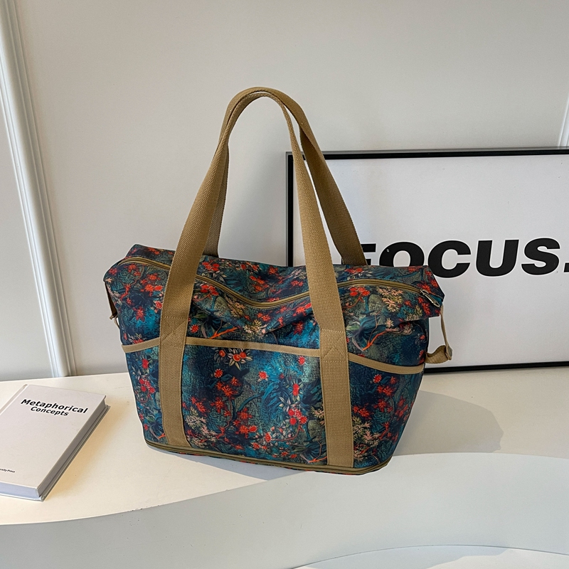 Oversized Nylon Travel Bag for Clothes, Suitcase with Pull Rod, Short Business Trip & Maternity Hospital Bag for Women Oversized Nylon Travel Bag for Clothes, Suitcase with Pull Rod, Short Business Trip & Maternity Hospital Bag for Women