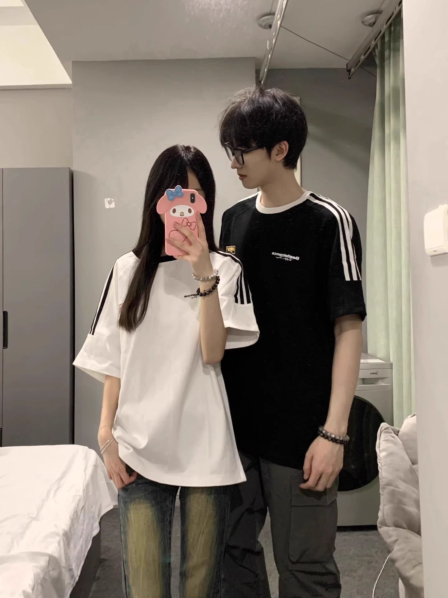 Oversized Spliced Three-Stripe Short Sleeve T-Shirt for Women - American High Street Style, Casual Summer Trend for Juniors Oversized Spliced Three-Stripe Short Sleeve T-Shirt for Women - American High Street Style, Casual Summer Trend for Juniors