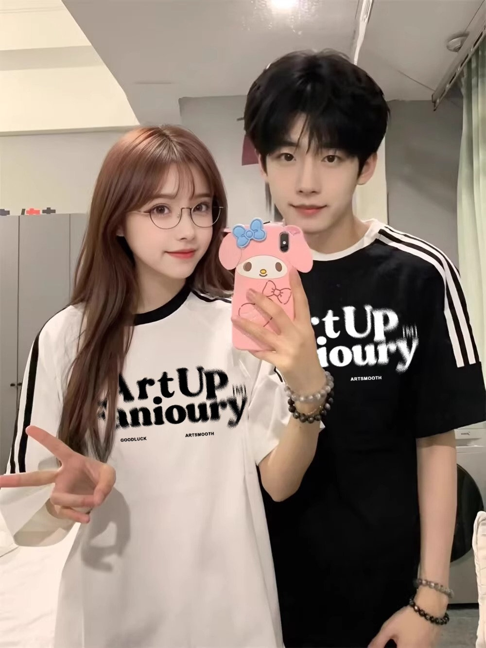 Oversized Spliced Three-Stripe Short Sleeve T-Shirt for Women - American High Street Style, Casual Summer Trend for Juniors Oversized Spliced Three-Stripe Short Sleeve T-Shirt for Women - American High Street Style, Casual Summer Trend for Juniors