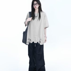 Oversized Women's Short Sleeve T-Shirt with American High Street Pin Design - Trendy Loose Fit, Casual Style for Everyday Wear