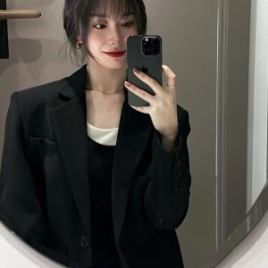 Petite Black Suit Jacket for Women - Trendy Slim Fit, Short Style, High-End Korean Fashion for Spring & Autumn 2025