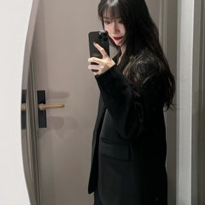Petite Black Suit Jacket for Women - Trendy Slim Fit, Short Style, High-End Korean Fashion for Spring & Autumn 2025