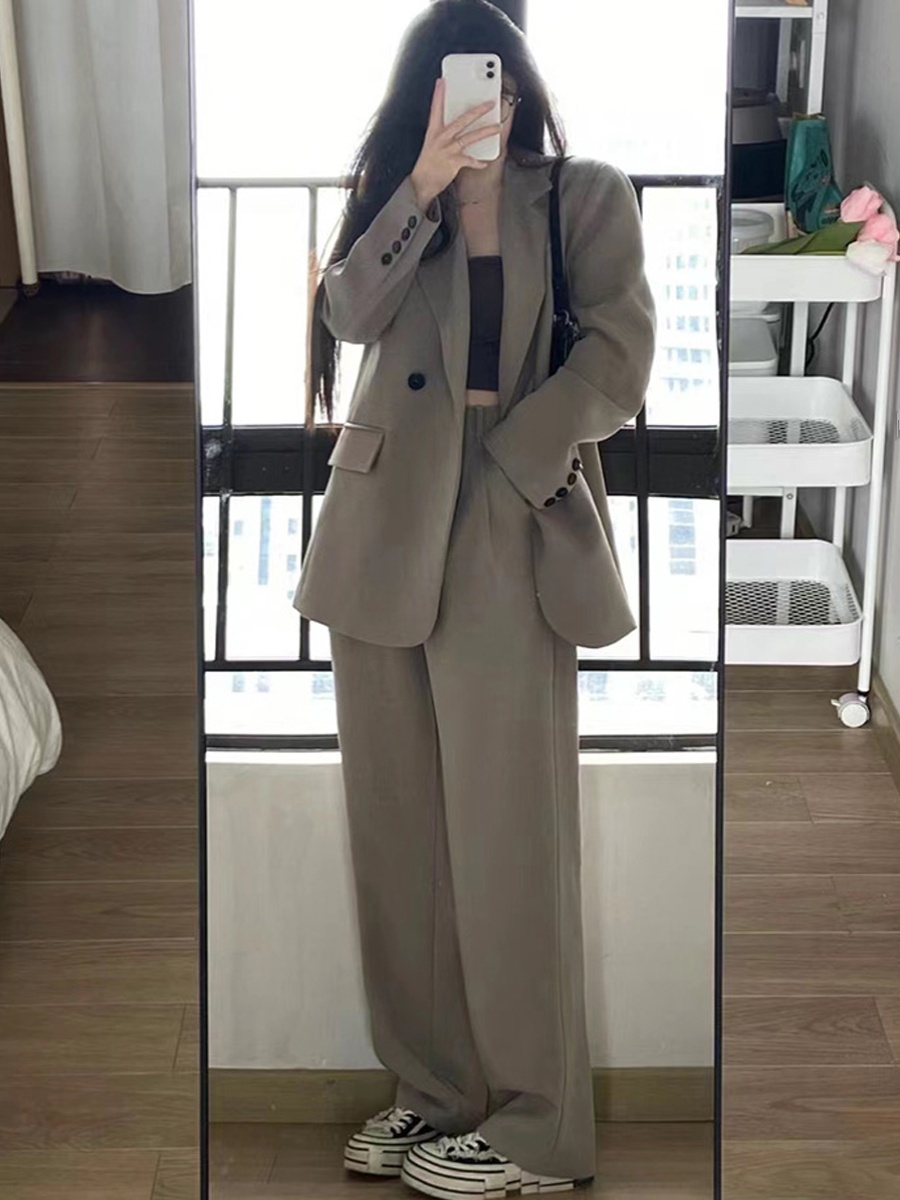 Petite Gray Suit Set for Women - Casual Blazer & Wide-Leg Pants, High-End Feel, Stylish 2025 Fashion Petite Gray Suit Set for Women - Casual Blazer & Wide-Leg Pants, High-End Feel, Stylish 2025 Fashion